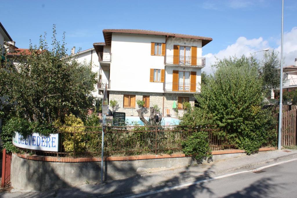 Belvedere Hotel 2*